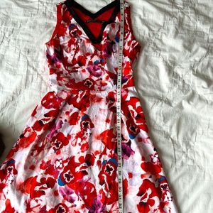 KAREN MILLEN RED FLORAL PRINT SLEEVELESS V-NECK KNEE LENGTH DRESS US SIZE 4